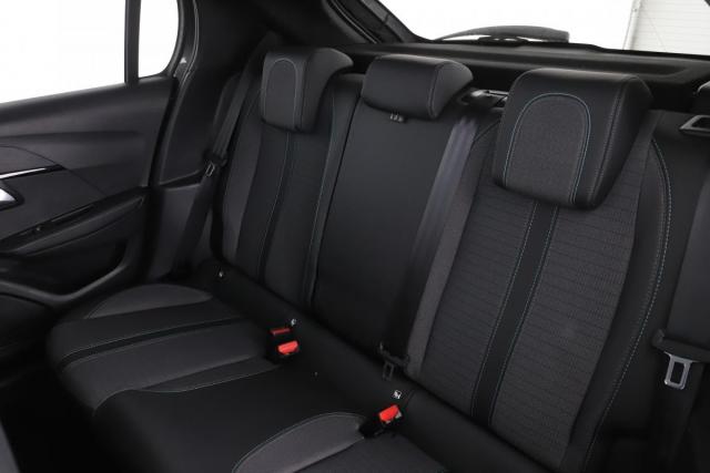 Peugeot 208 image 5