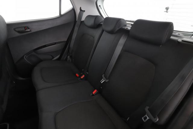 Hyundai I10 image 9
