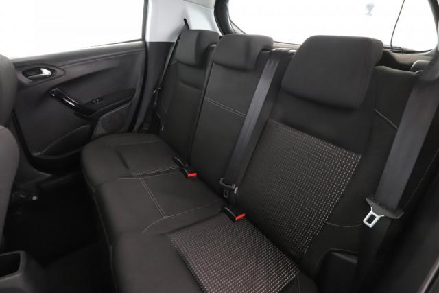 Peugeot 208 image 3