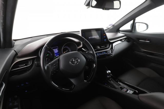 Toyota C-Hr image 3