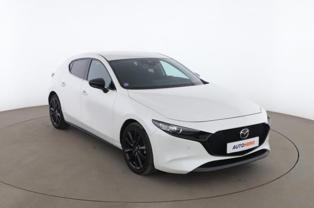 Mazda 3 image 8
