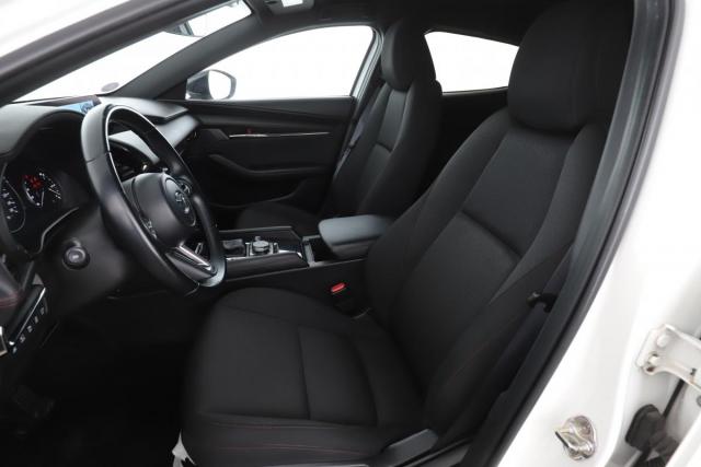 Mazda 3 image 7