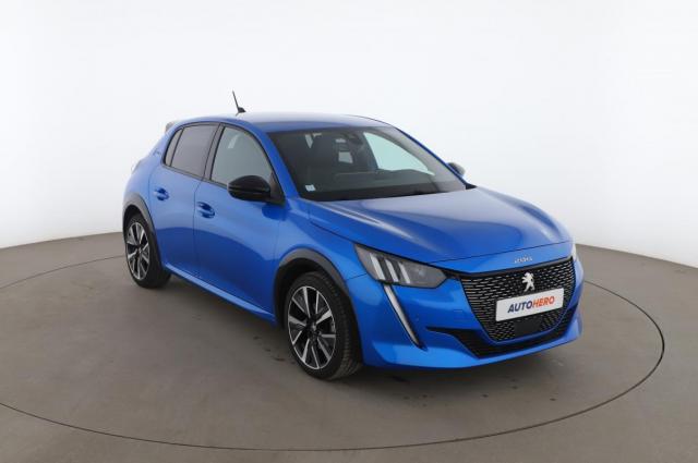 Peugeot 208 image 8