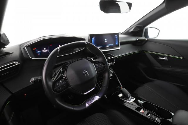 Peugeot 208 image 6