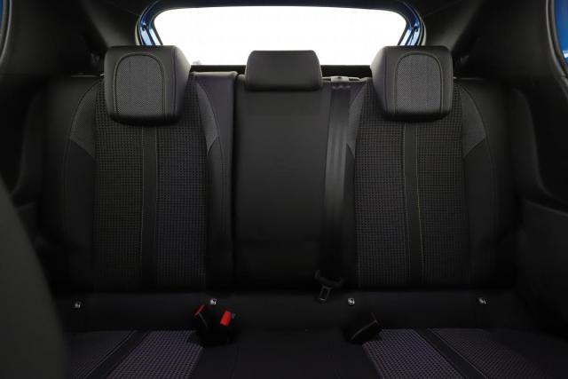 Peugeot 208 image 4