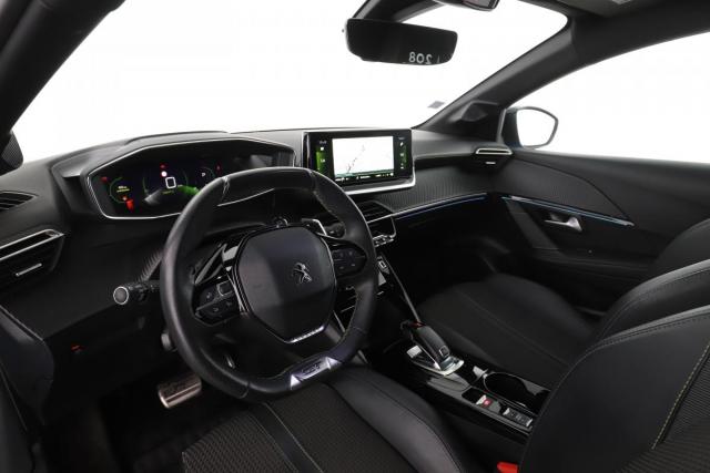 Peugeot 208 image 5