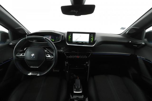 Peugeot 208 image 7