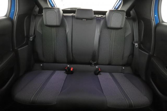 Peugeot 208 image 4