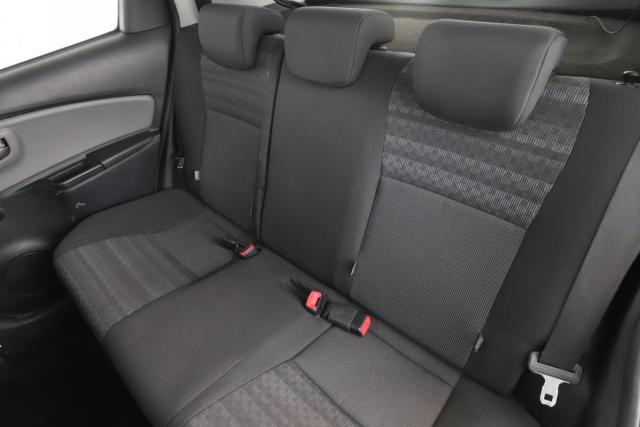 Toyota Yaris image 8