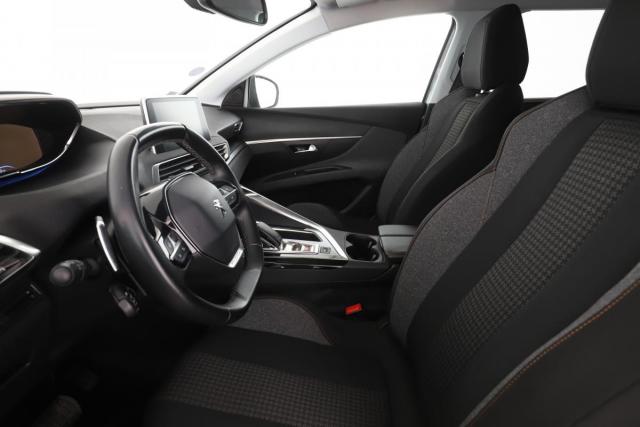 Peugeot 5008 image 1