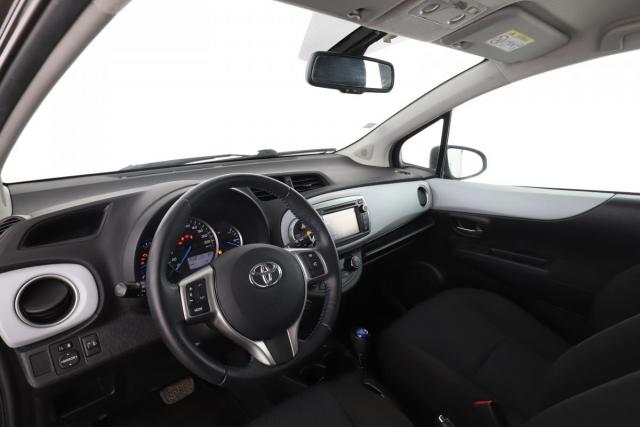 Toyota Yaris image 6