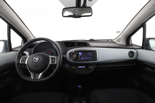 Toyota Yaris image 2
