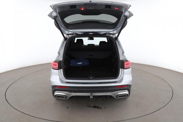 Mercedes Benz Glb image 2