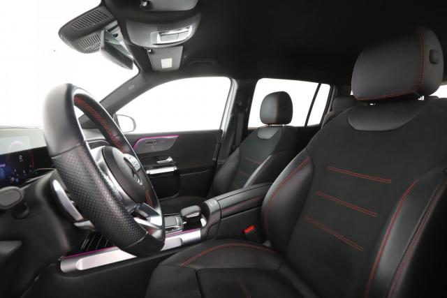 Mercedes Benz Glb image 6