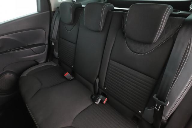 Renault Clio Estate image 9