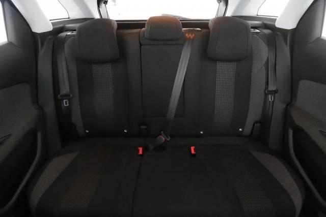 Peugeot 3008 image 7