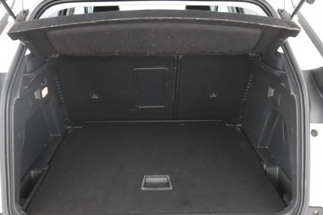 Peugeot 3008 image 1