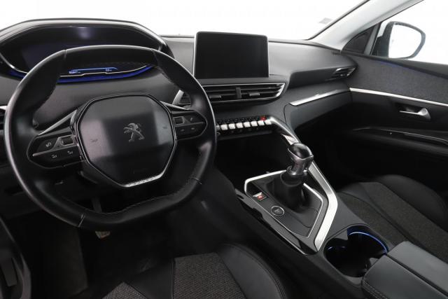 Peugeot 3008 image 8