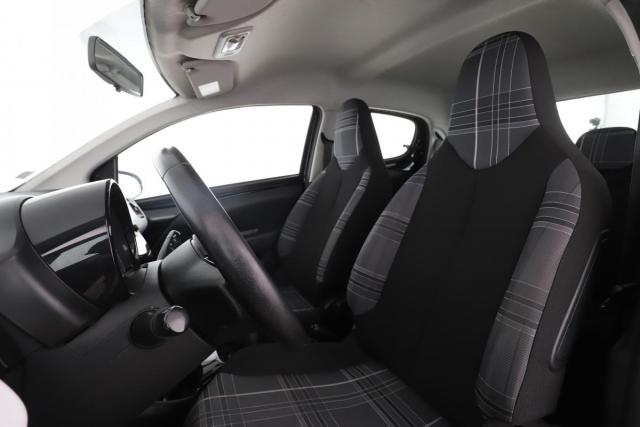 Peugeot 108 image 9