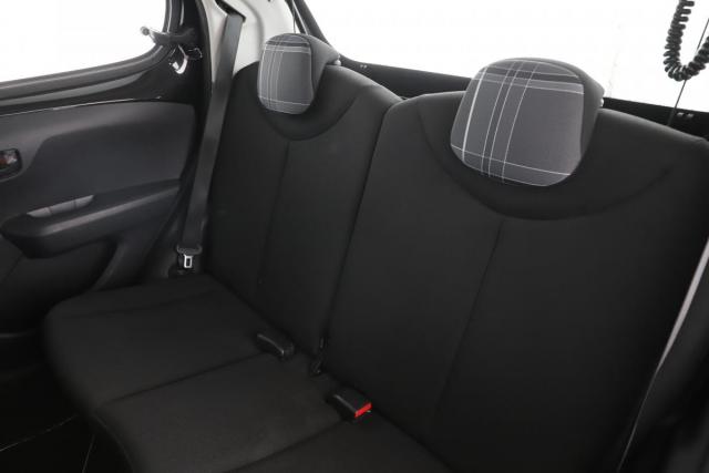 Peugeot 108 image 1