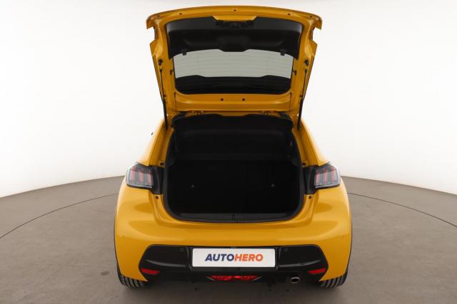 Peugeot 208 image 6