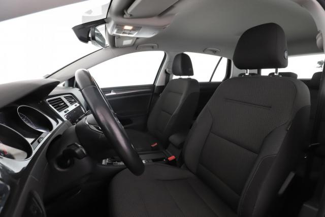 Volkswagen Golf image 1
