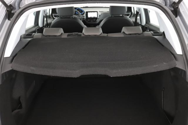 Peugeot 2008 image 3