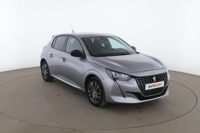 Peugeot 208 image 8