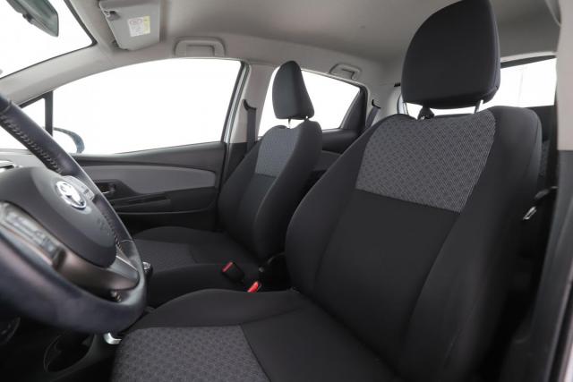 Toyota Yaris image 2