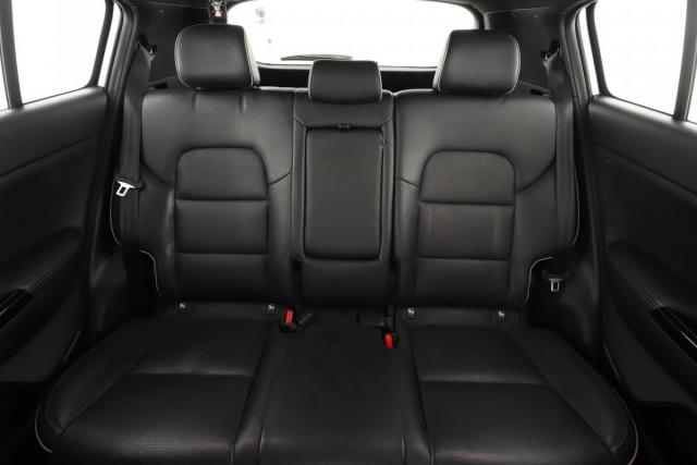 Kia Sportage image 8
