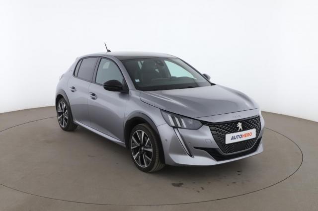 Peugeot 208 image 9