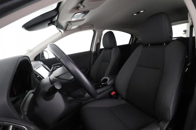 Honda Hrv image 6