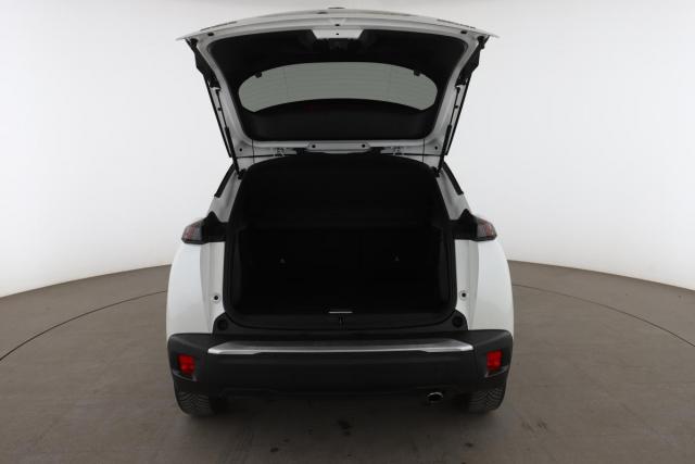 Peugeot 2008 image 9