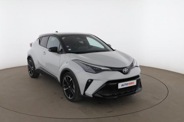 Toyota C-Hr image 2