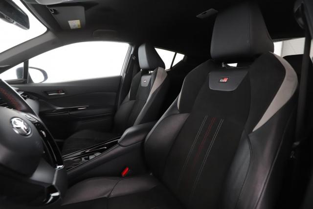 Toyota C-Hr image 3