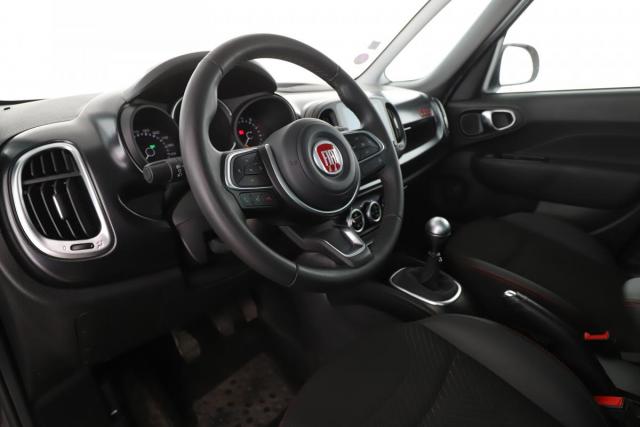 Fiat 500l image 8