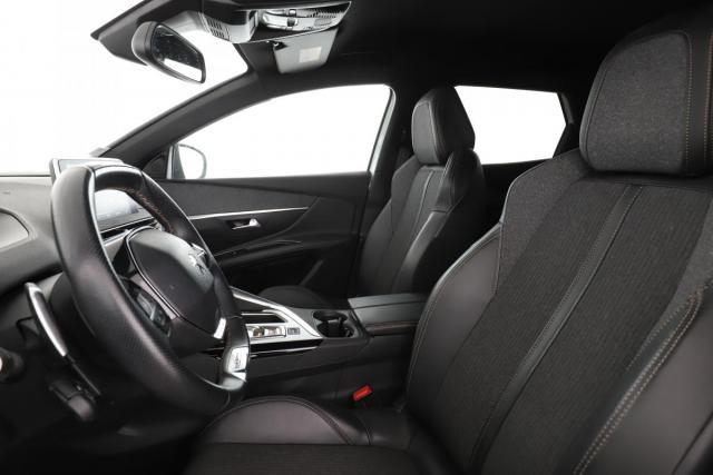 Peugeot 3008 image 1