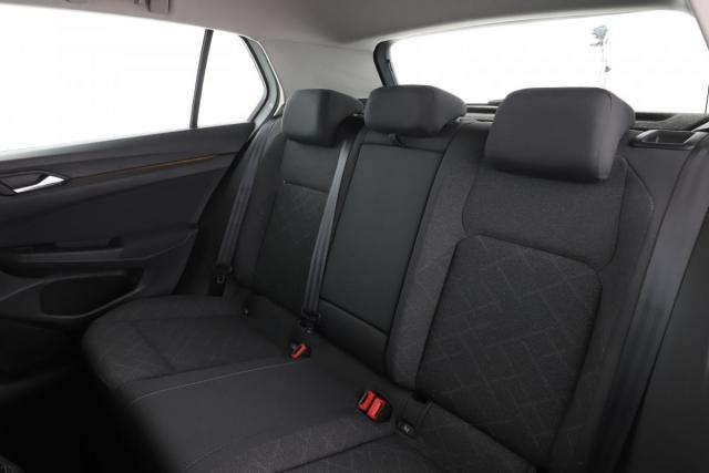 Volkswagen Golf image 7