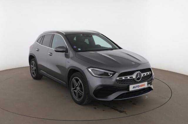 Mercedes Benz Gla image 9