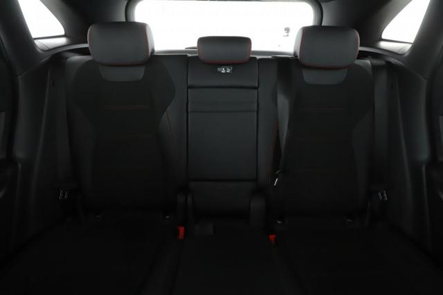 Mercedes Benz Gla image 4