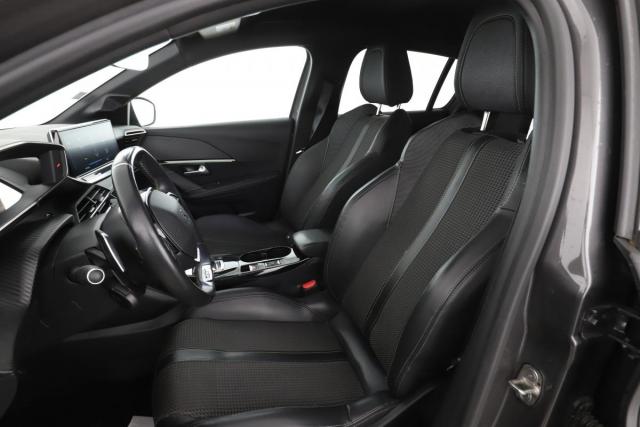 Peugeot 208 image 5