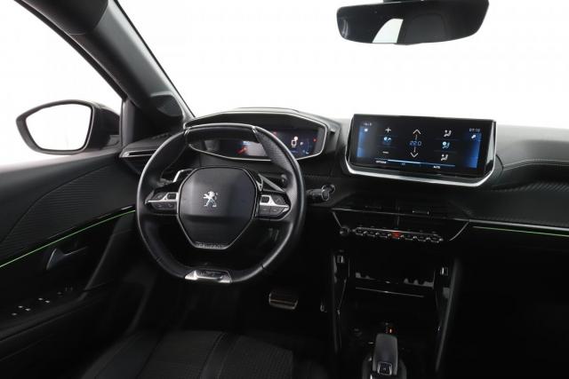 Peugeot 208 image 7