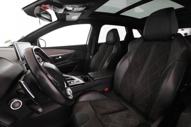Peugeot 3008 image 3