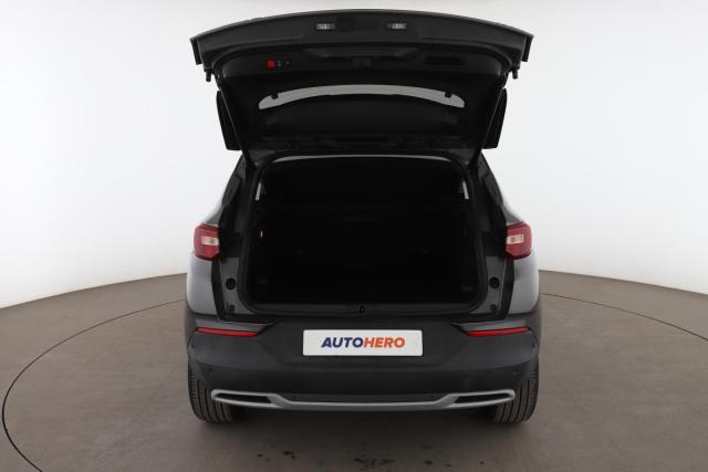 Opel Grandland X image 1
