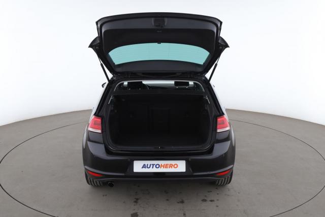 Volkswagen Golf image 2