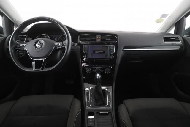 Volkswagen Golf image 7