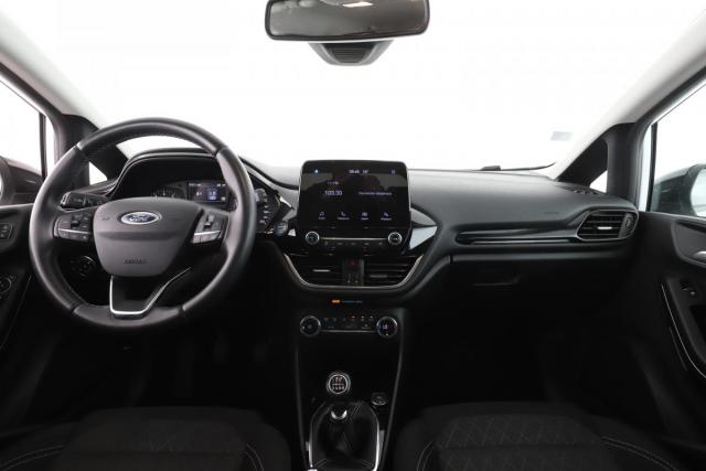 Ford Fiesta image 9