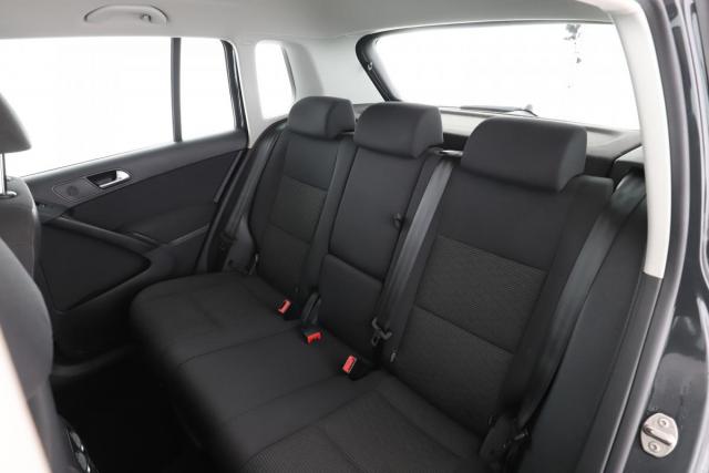Volkswagen Tiguan image 8