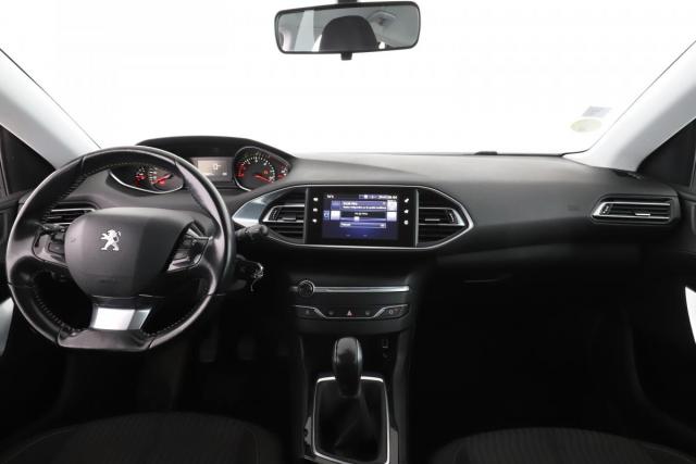Peugeot 308 image 9