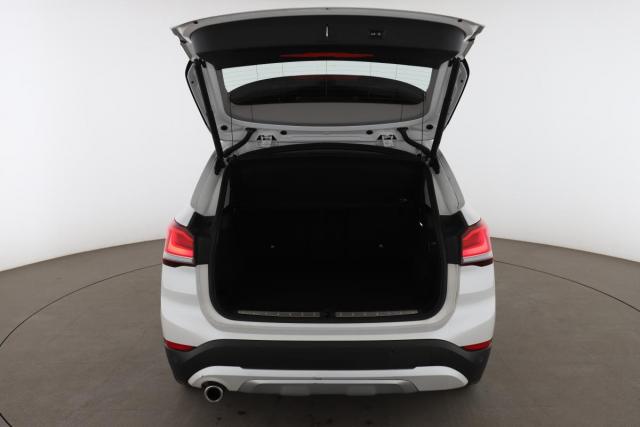 Bmw X1 image 2